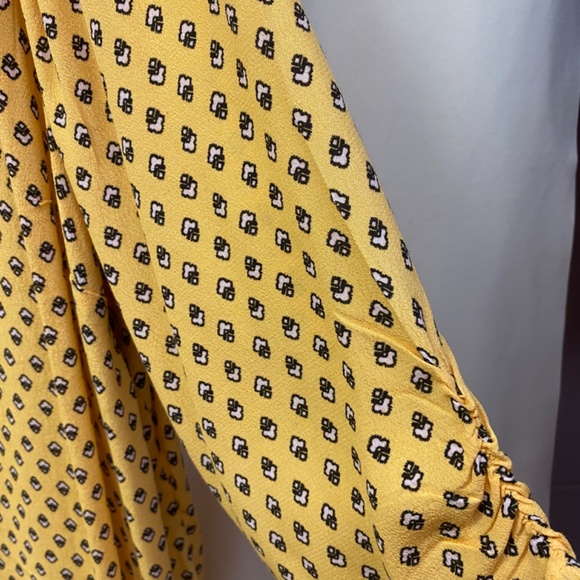 New Croft & Barrow Yellow, black, white V-neck blouse top Sz 1X - Picture 2 of 7